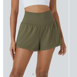Halara Super High Waisted Yoga Shorts 2.5”- Green, Large